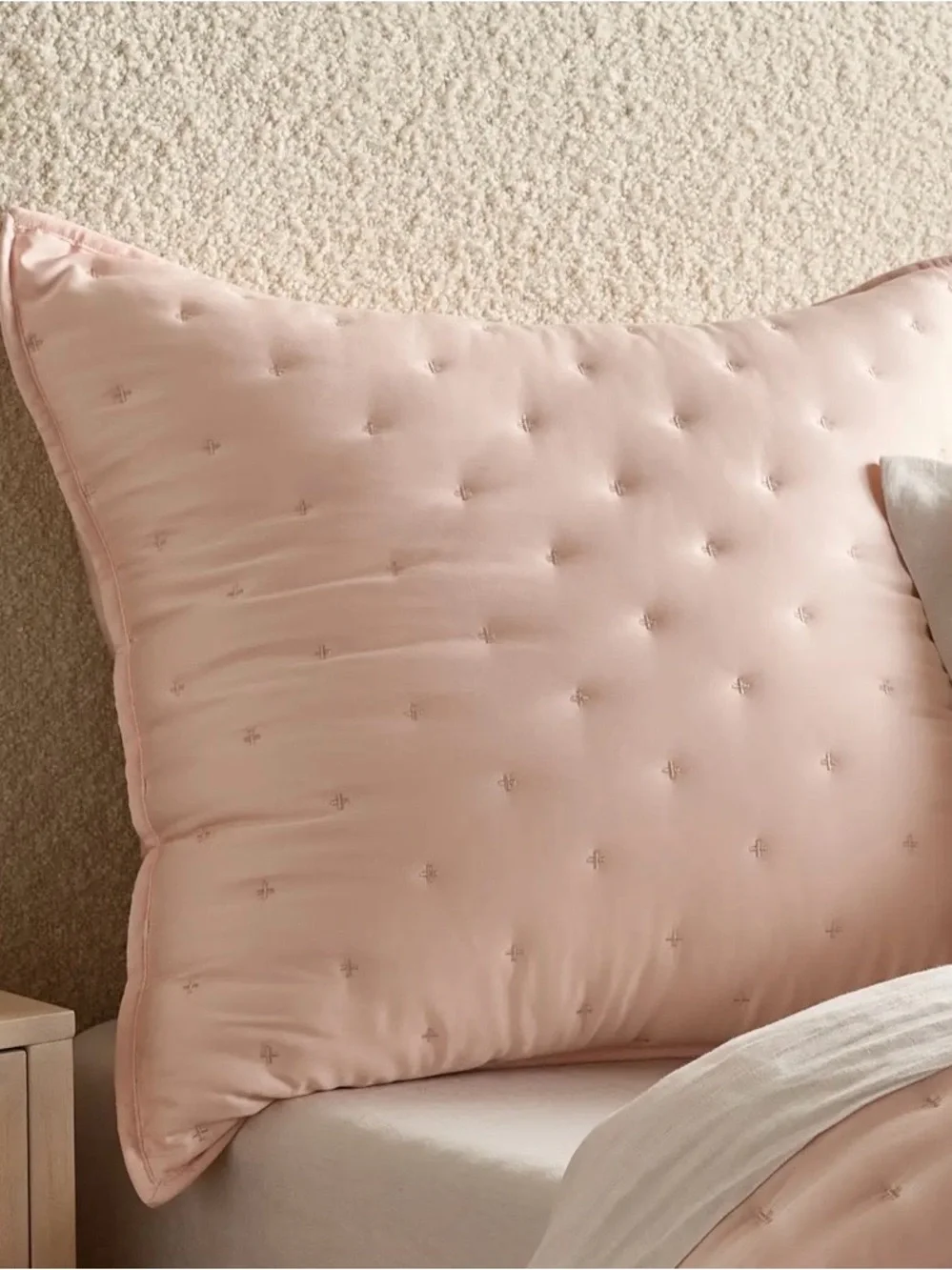 NWOT Quince Bamboo Dream Quilted Euro Sham, 26 X 26 (Soft Pink)
